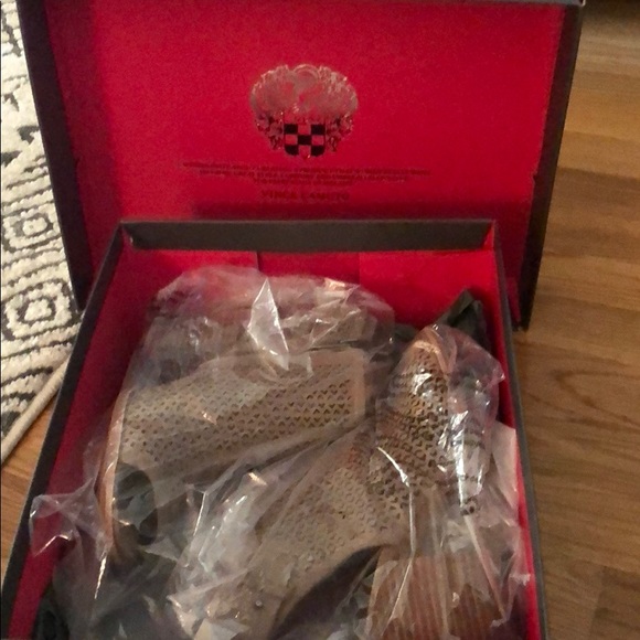 New! Michael Kors 7.5 VC-LIDIE wedges - Picture 5 of 5